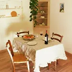 Feriegård Borgo Del Canto - Traditional Country Retreat - 30 Min From The Sea! *